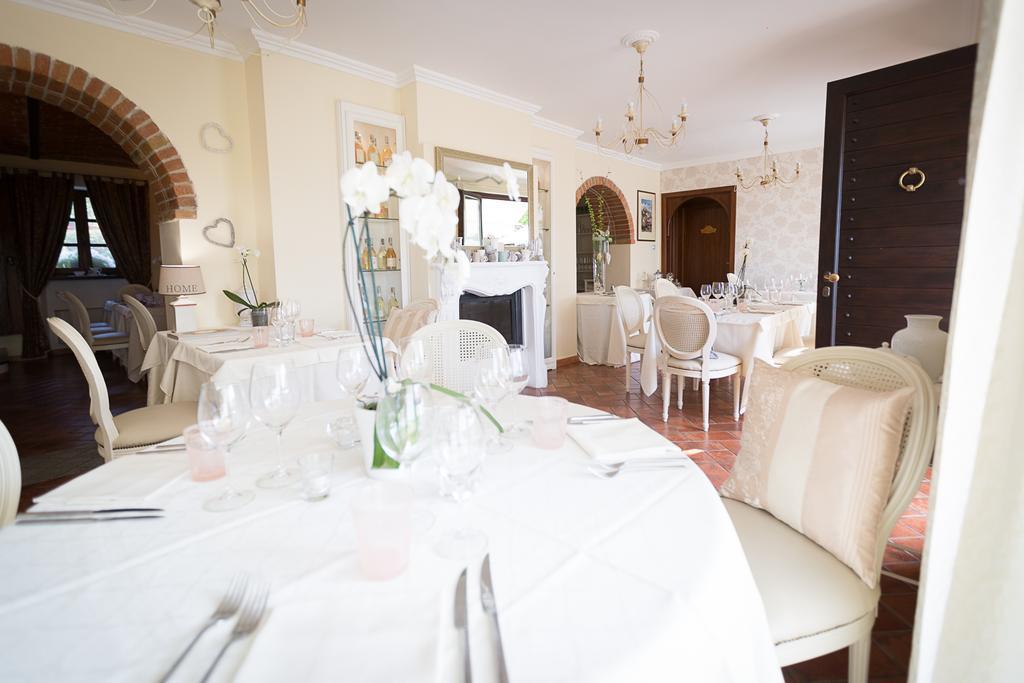 Locanda San Giorgio Neviglie Exterior photo